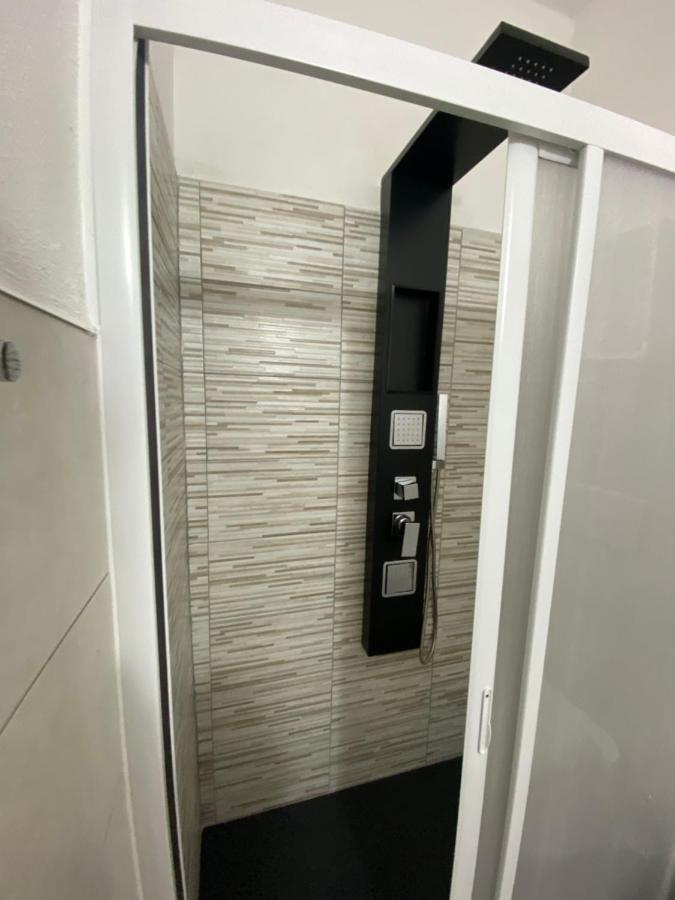 ペスキチTosk Houseアパートメント エクステリア 写真